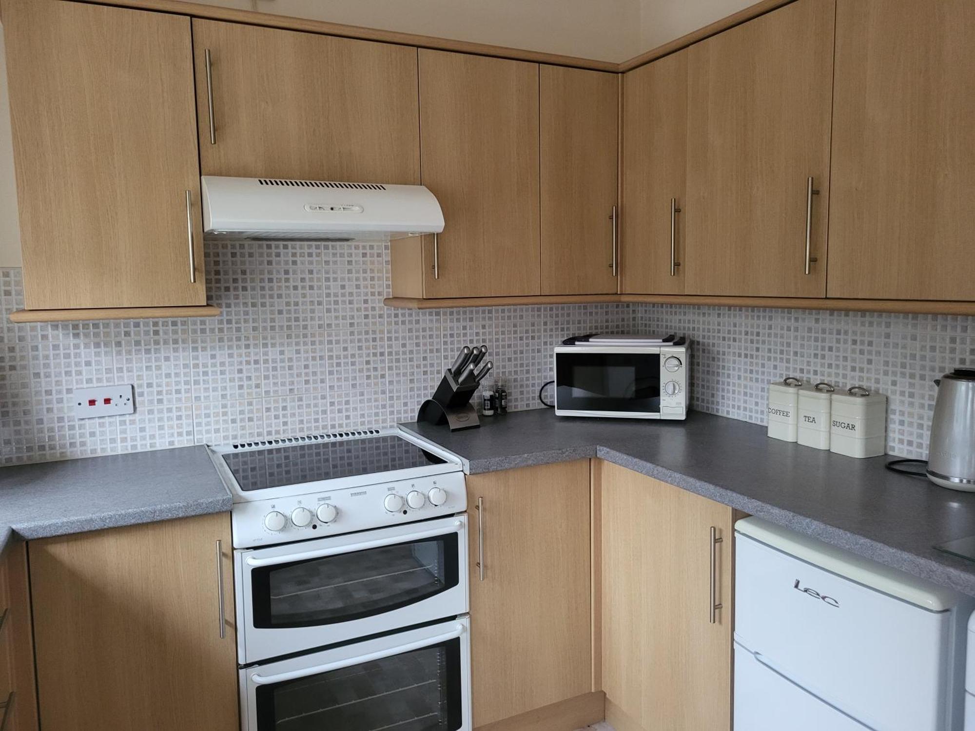 Villa Grayz Townhouse - Free Onsite Parking For 2 Cars Lincoln Exterior foto